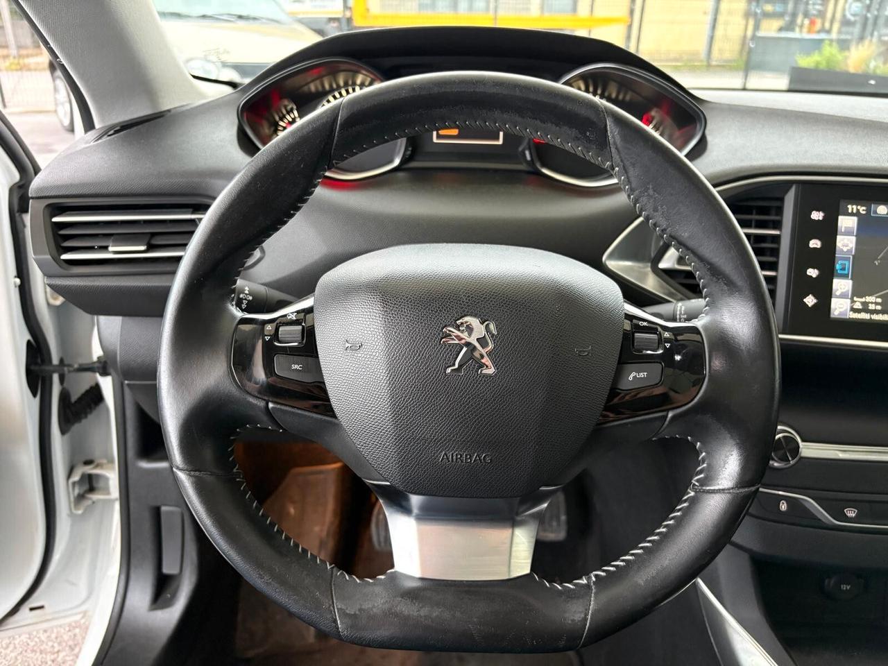 Peugeot 308 1.6 BlueHDi 120cv Allure