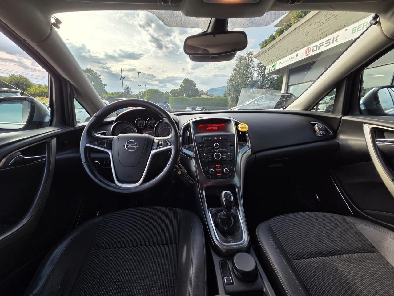 Opel Astra 1.7 CDTI 110CV Sports Tourer Cosmo