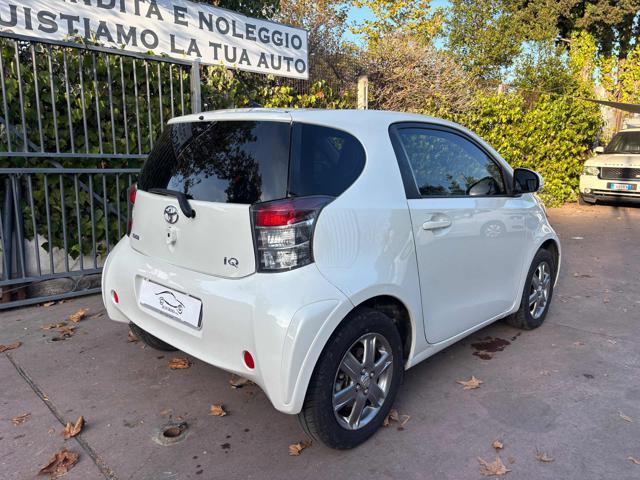 TOYOTA iQ 1.0 CVT Sol