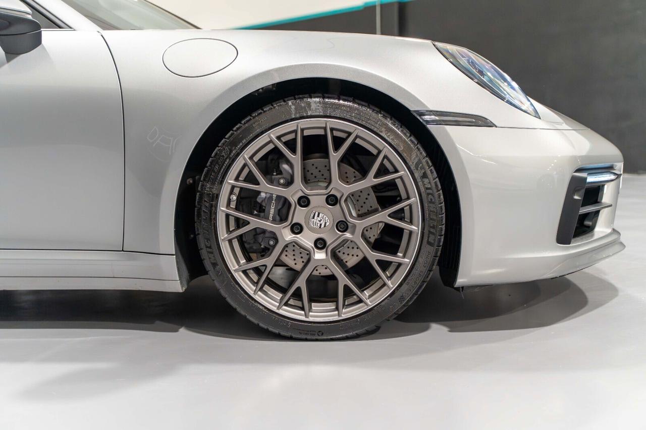 Porsche 911 992 Targa 4 SPORTDESIGN/CHRONO/SCARICHI