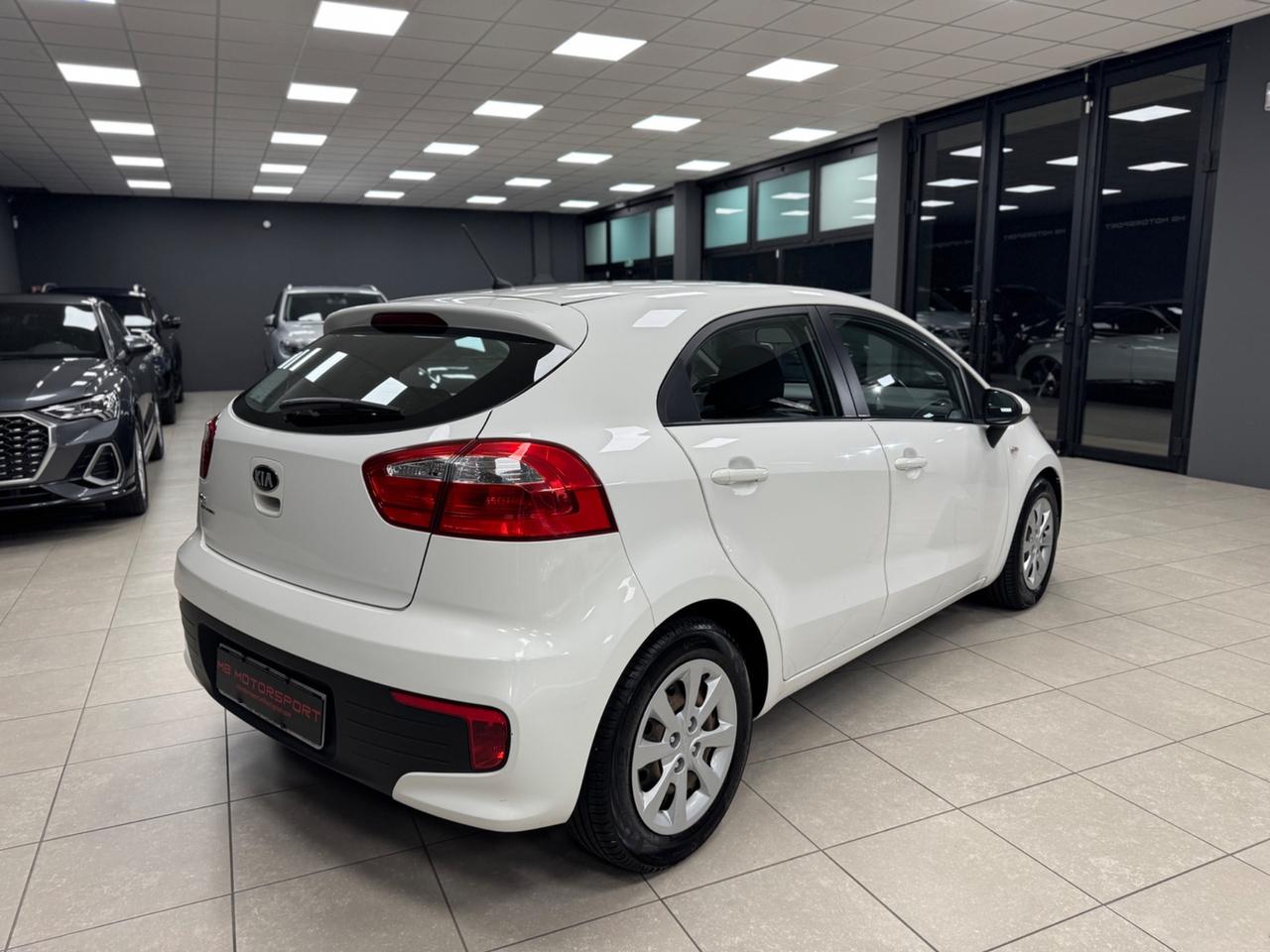 Kia Rio 1.2 CVVT 5p. Cool