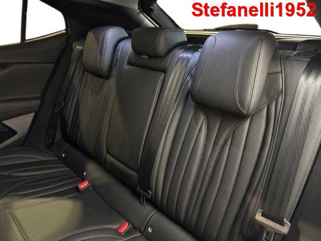 DS AUTOMOBILES DS 4 1.5 bluehdi Rivoli 130cv auto