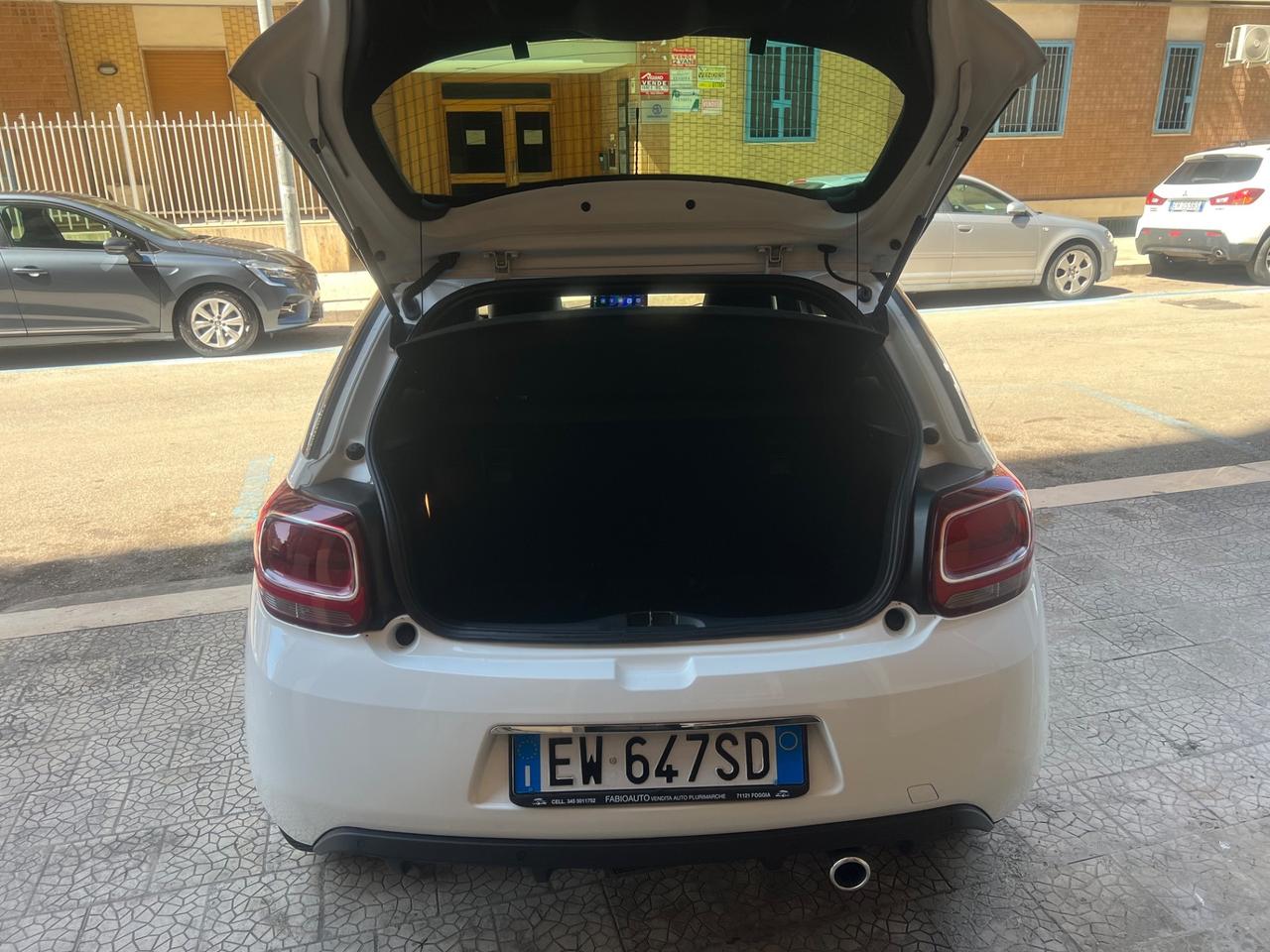 Ds DS3 3 1.6 e-HDi 90 airdream Just Black