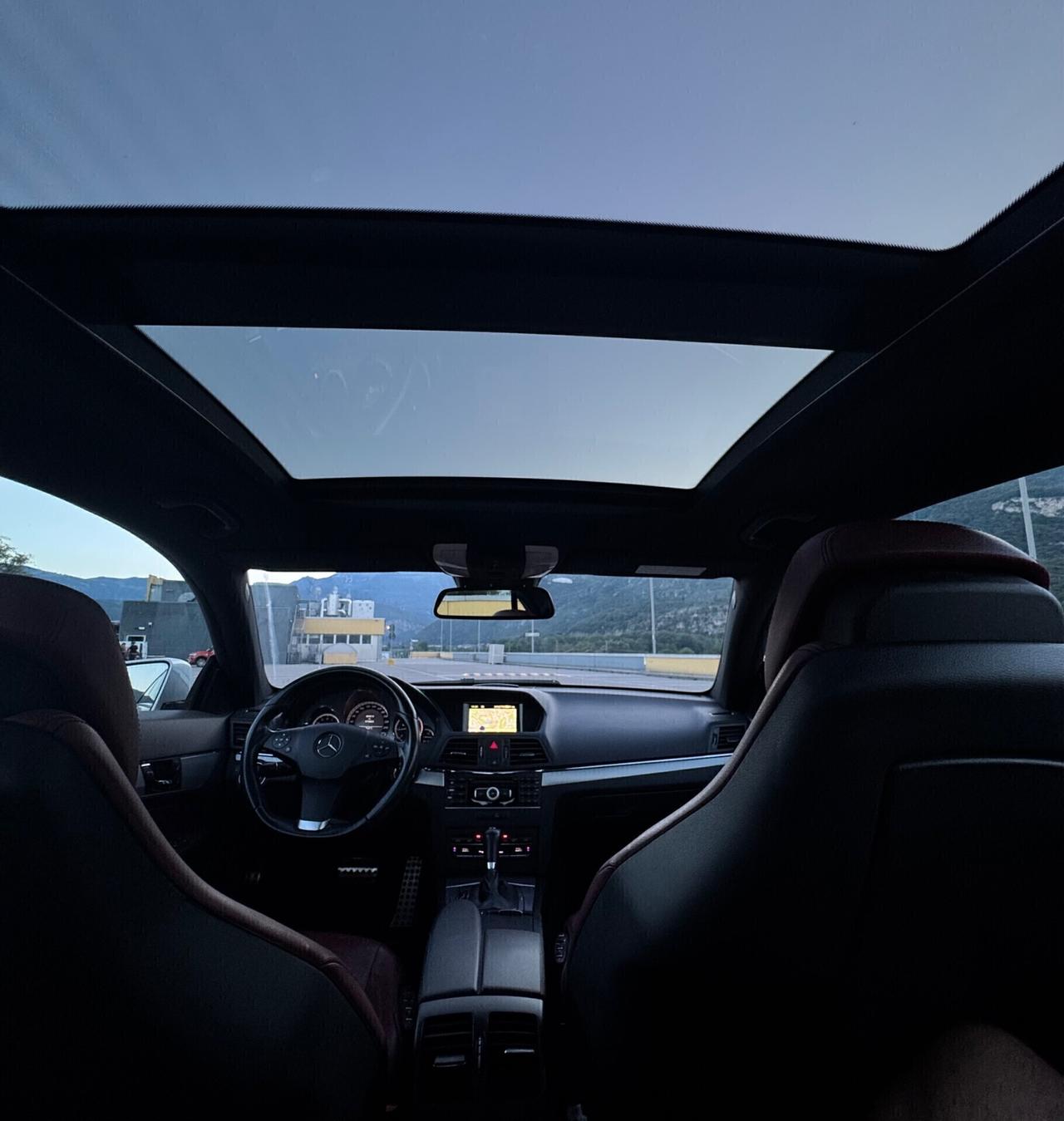 Mercedes-benz E220 AMG FULL OPTIONAL