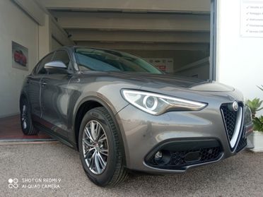 Alfa Romeo Stelvio 2.2 Turbodiesel 180 CV AT8 RWD Super