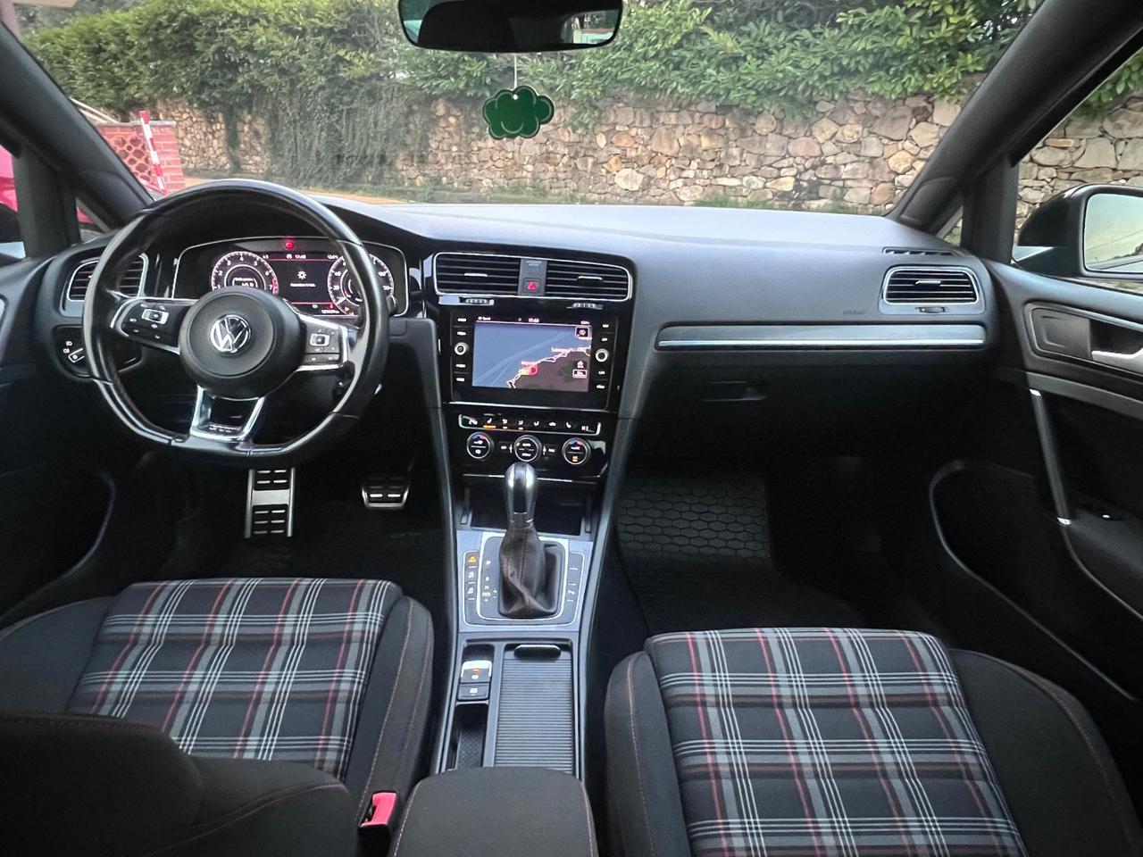 Volkswagen Golf GTI Performance 2.0 245 CV TSI 5p. BMT