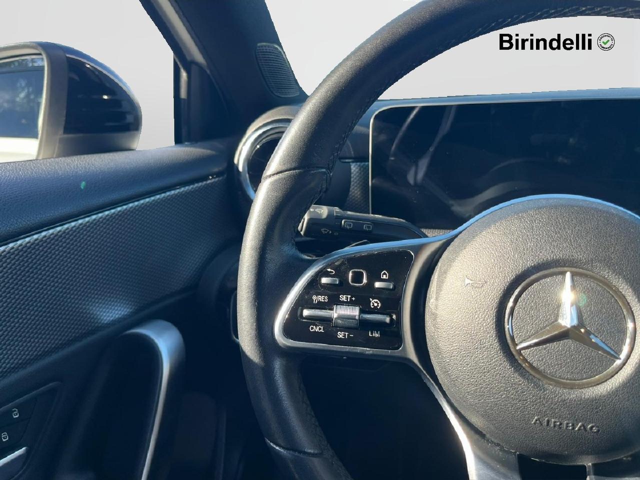 Mercedes-Benz Classe A (W177) - A 200 Automatic Sport