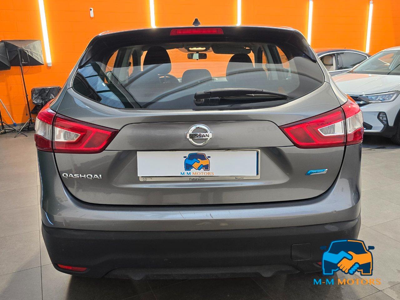 Nissan Qashqai 1.5 dci Visia 110cv E6