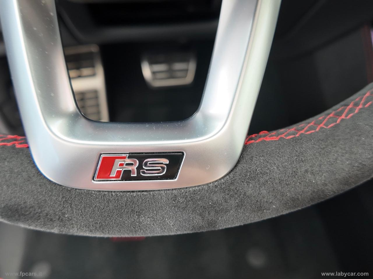 AUDI RS Q8 TFSI V8 quattro tiptr. Performance