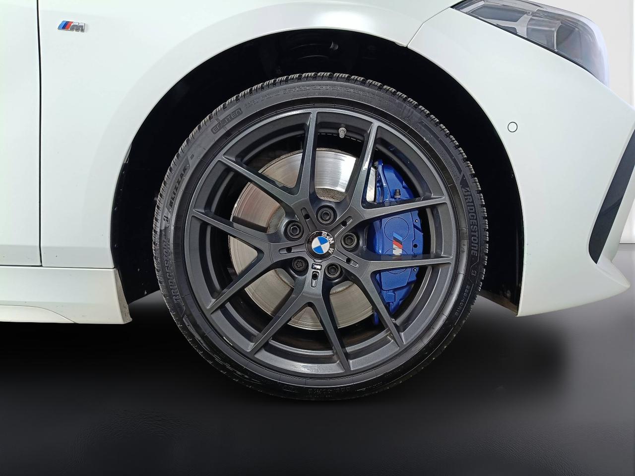 BMW Serie 1 F40 - 118d Msport auto