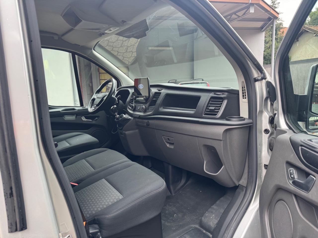 Ford Transit Custom 300 2.0 EcoBlue 130