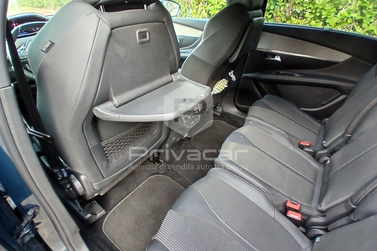 PEUGEOT 5008 BlueHDi 130 S&S EAT8 GT