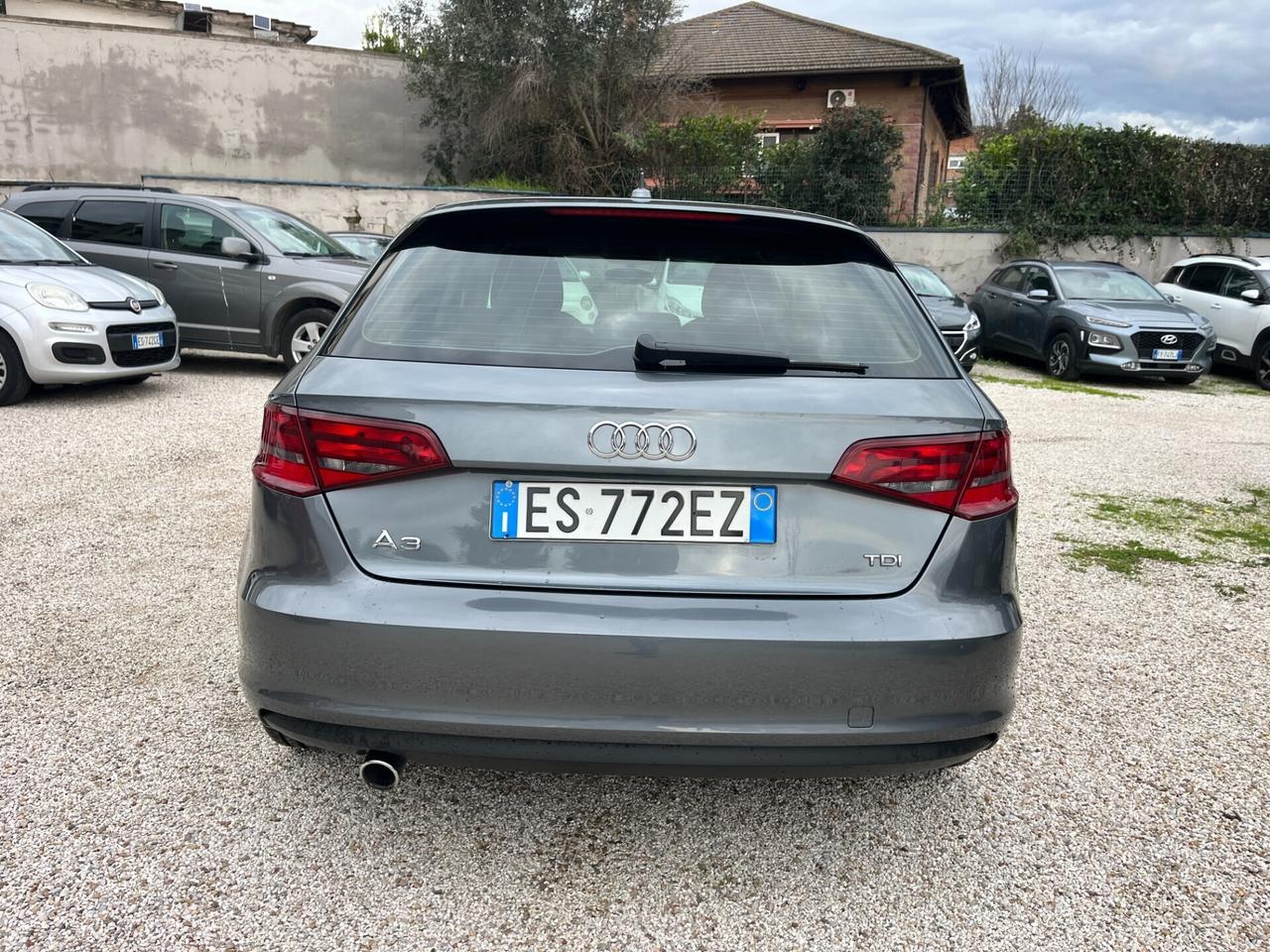 Audi A3 SPB 1.6 TDI 105 CV CR Ambition