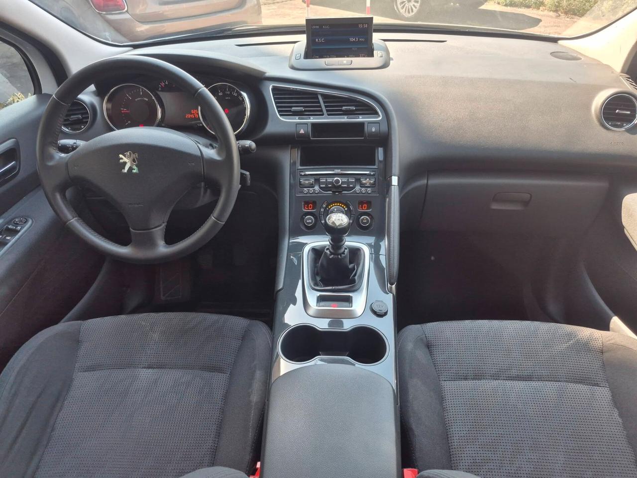 Peugeot 3008 1.6 HDi 112CV Business
