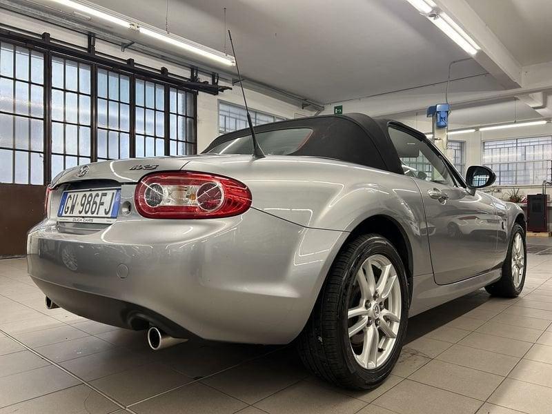 Mazda MX-5 MX-5 Roadster 1.8L Fire