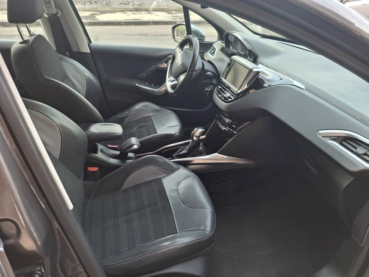 Peugeot 2008 1.6 e-HDi 92 CV Stop&Start Allure