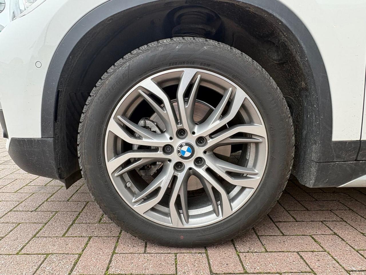 Bmw X1 xLine 18 d #9568