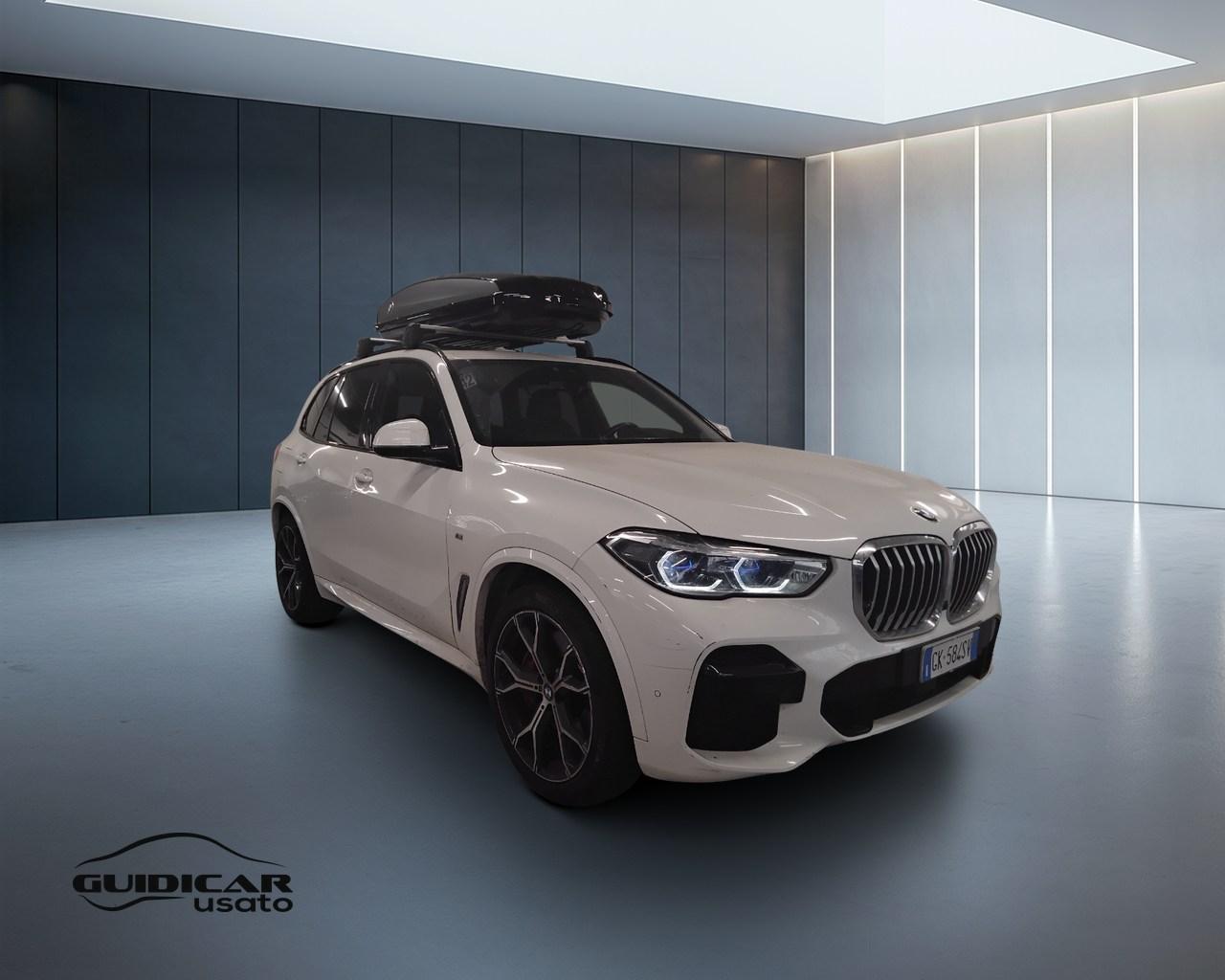 BMW X5 G05 2018 - X5 xdrive40d mhev 48V Msport auto 7p.ti
