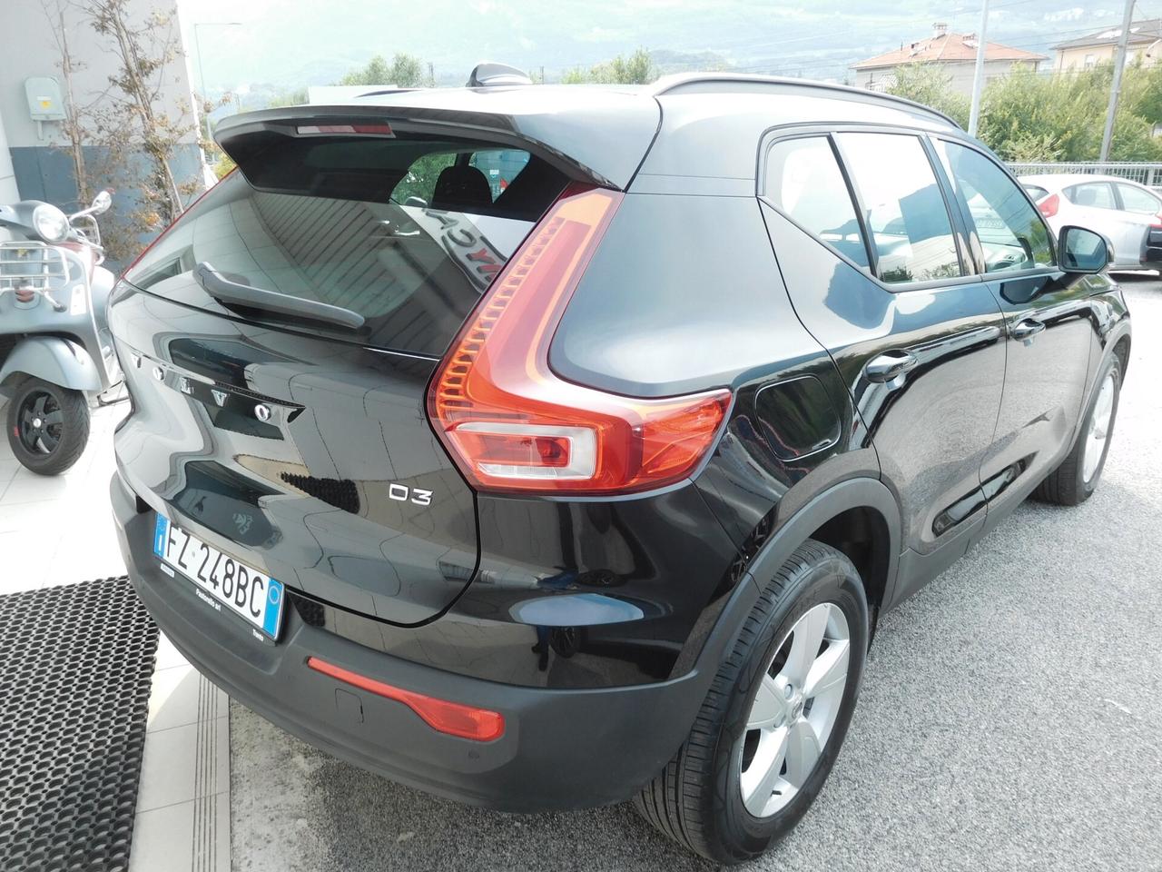 Volvo XC40 D3 AWD Momentum Core 150cv