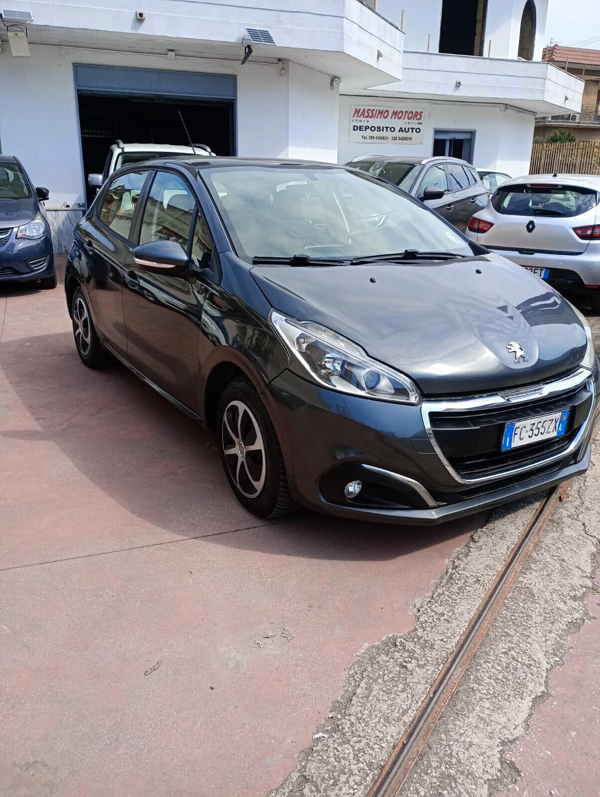 Peugeot 208 1.4 HDi 68 CV 5 porte Active