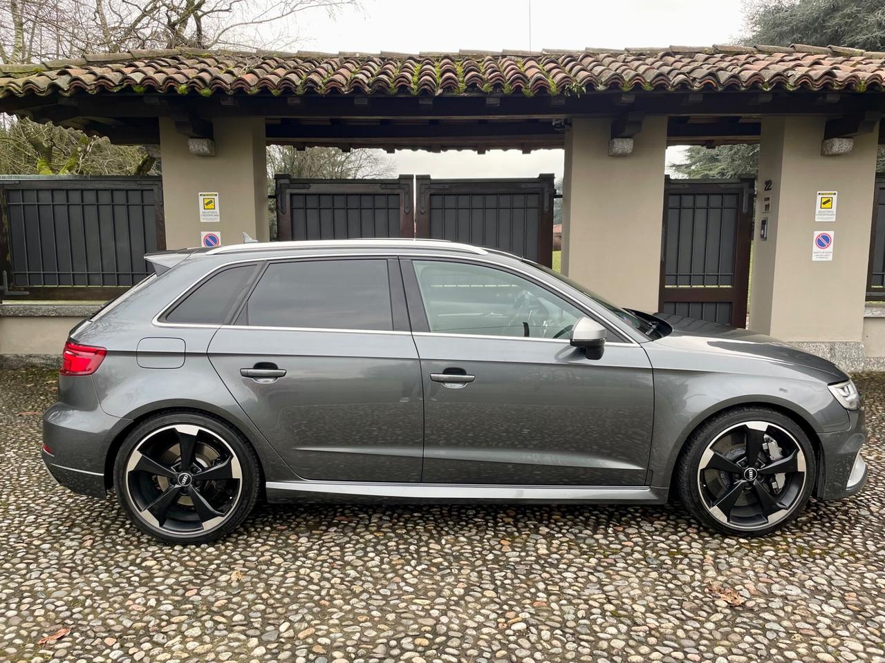 Audi A3 RS 3 Sedan 2.5 TFSI quattro S tronic