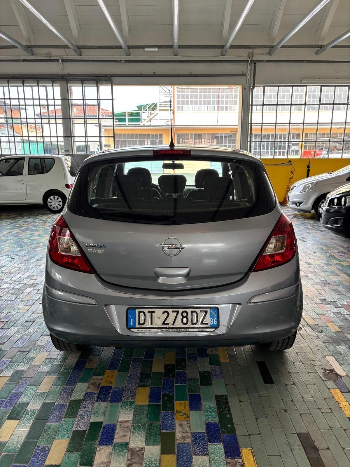 Opel Corsa 1.2 5 porte Enjoy