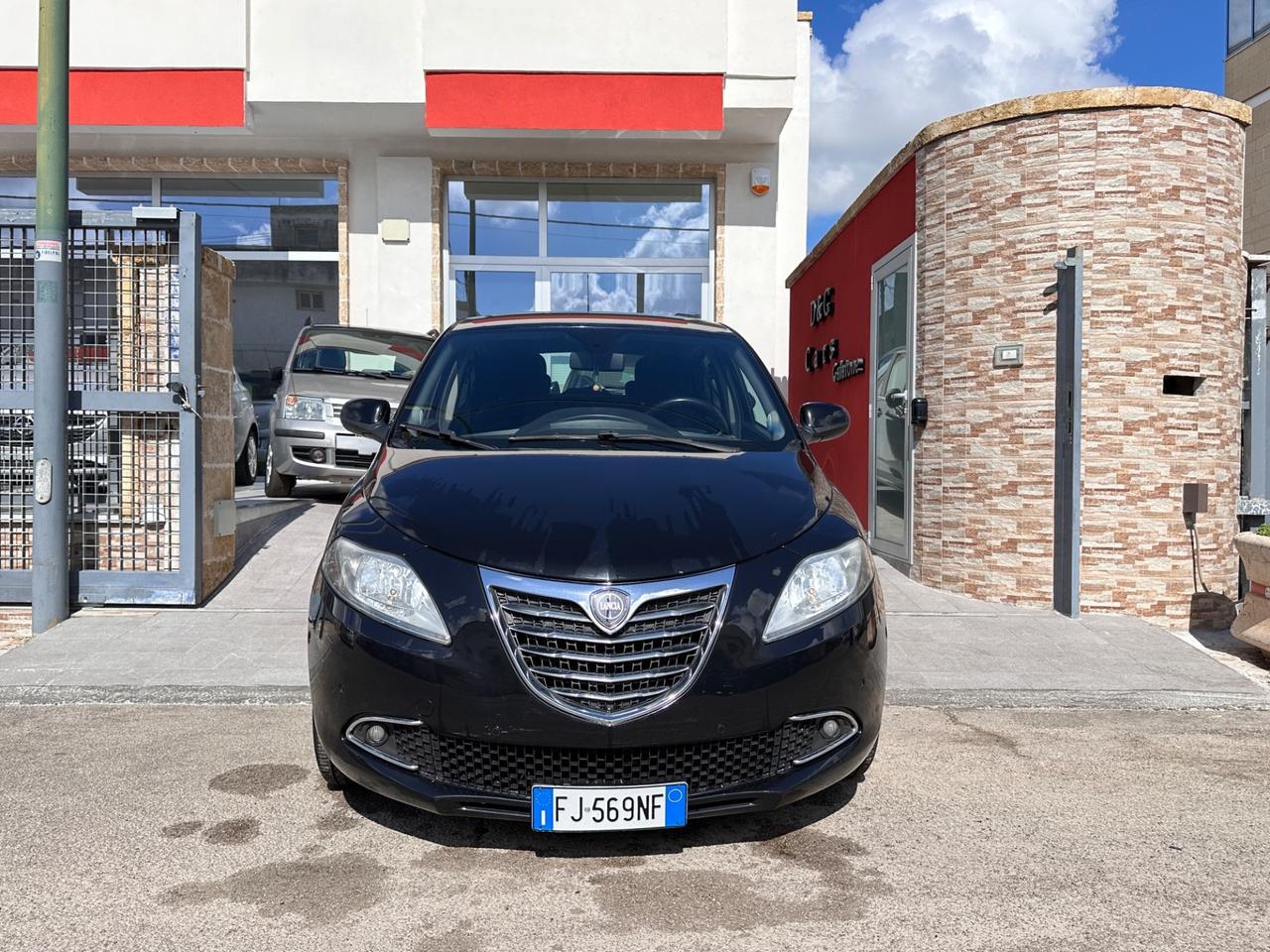 Lancia Ypsilon 1.3 MJT 95 CV Platinum-2013