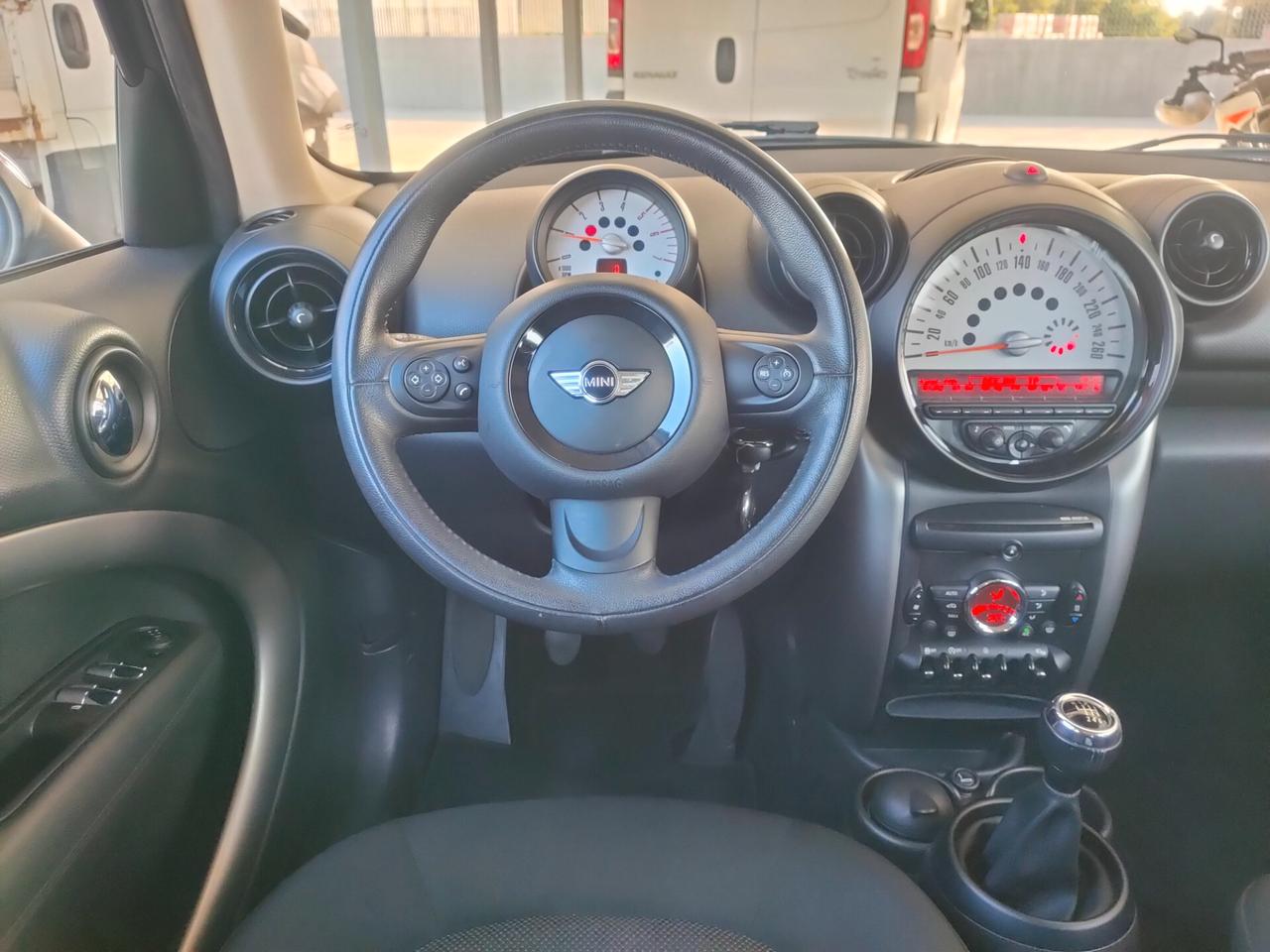 Mini Cooper D Countryman 1.6 One neopatentati