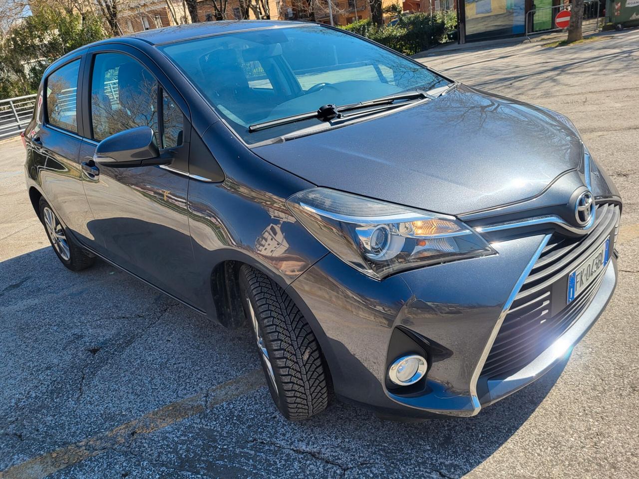 TOYOTA YARIS 1,4 D-EURO 6B-UNICA PROPRIET-FOTO REVISIONI