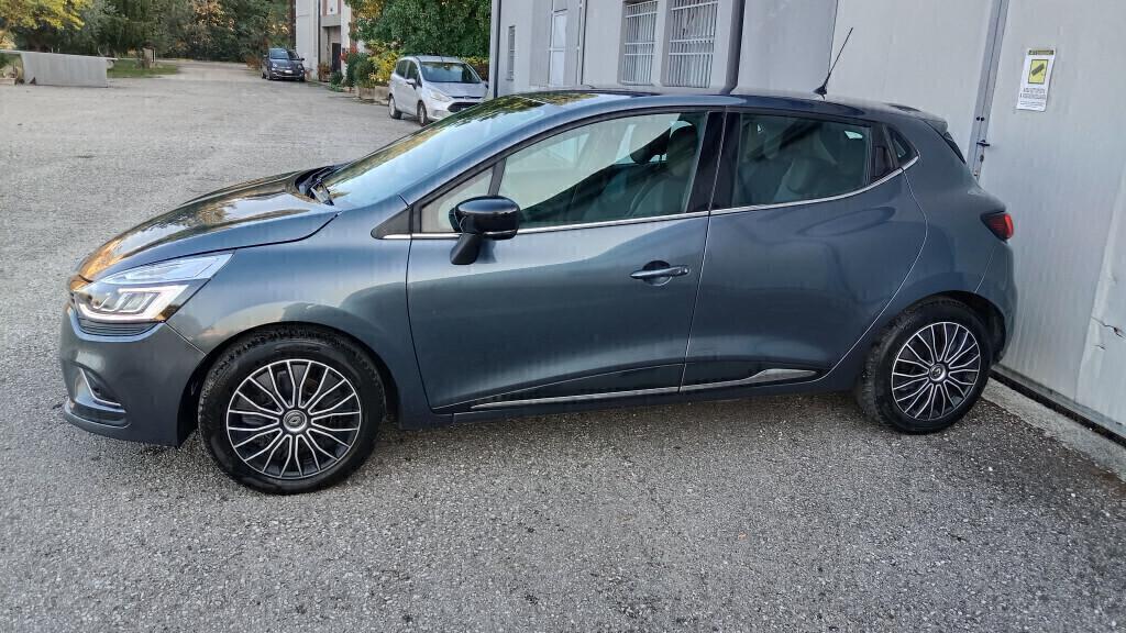 Renault Clio 1.5 dci Moschino Zen - euro 6