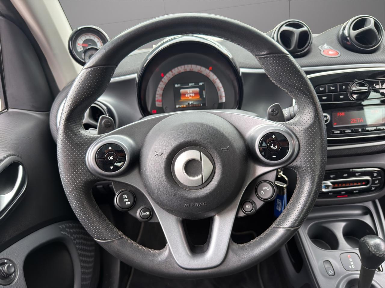 Smart fortwo coupe Fortwo 1.0 Passion - Unipro - Promo Fin - Cerchi in lega - Luci led - Tetto panoramico