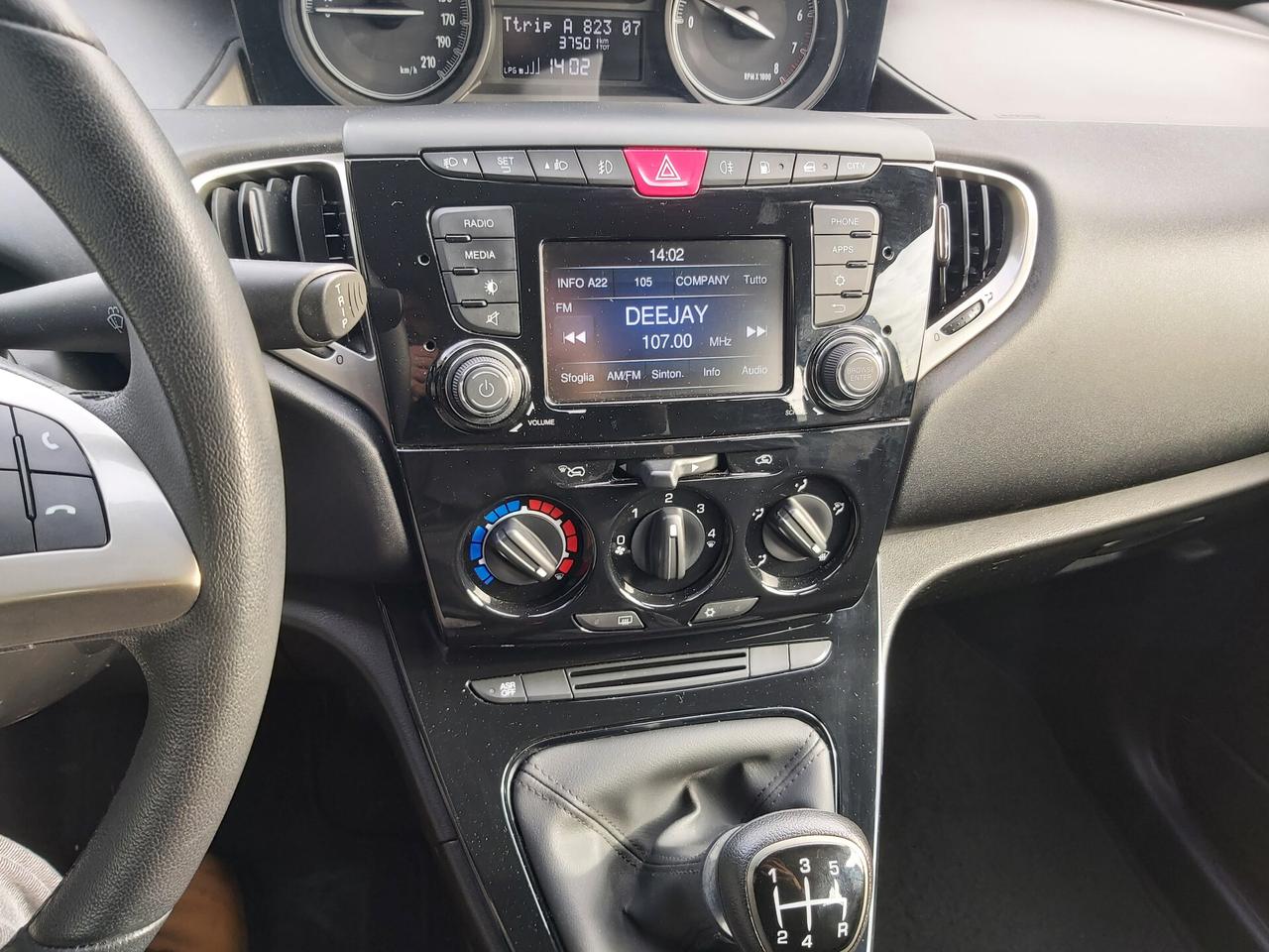 Lancia Ypsilon 1.2 69 CV 5 porte GPL Ecochic Gold