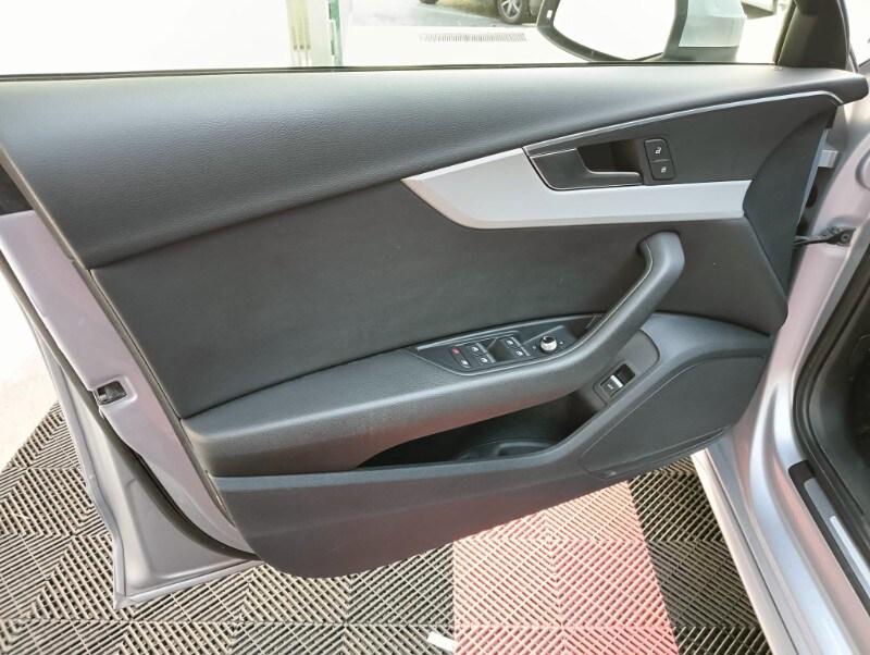 AUDI A4 5ª serie A4 Avant 35 TFSI S tronic