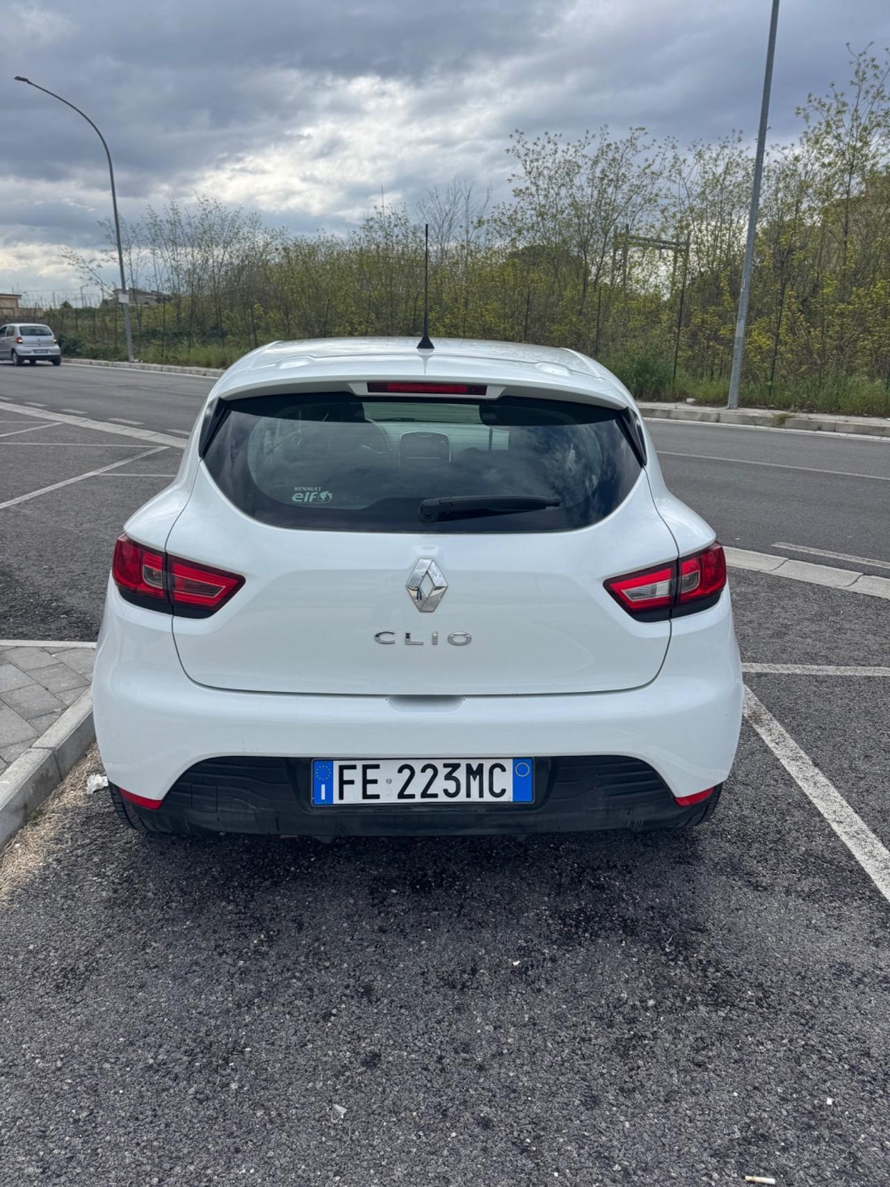 Renault Clio 1.2 75CV GPL 5 porte