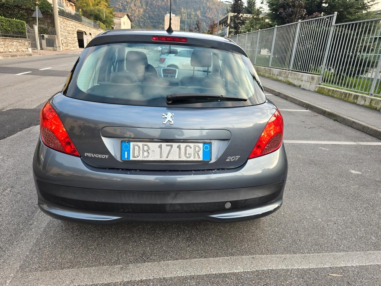 PEUGEOT 207 1.4 "OK PER NEOPATENTATI"
