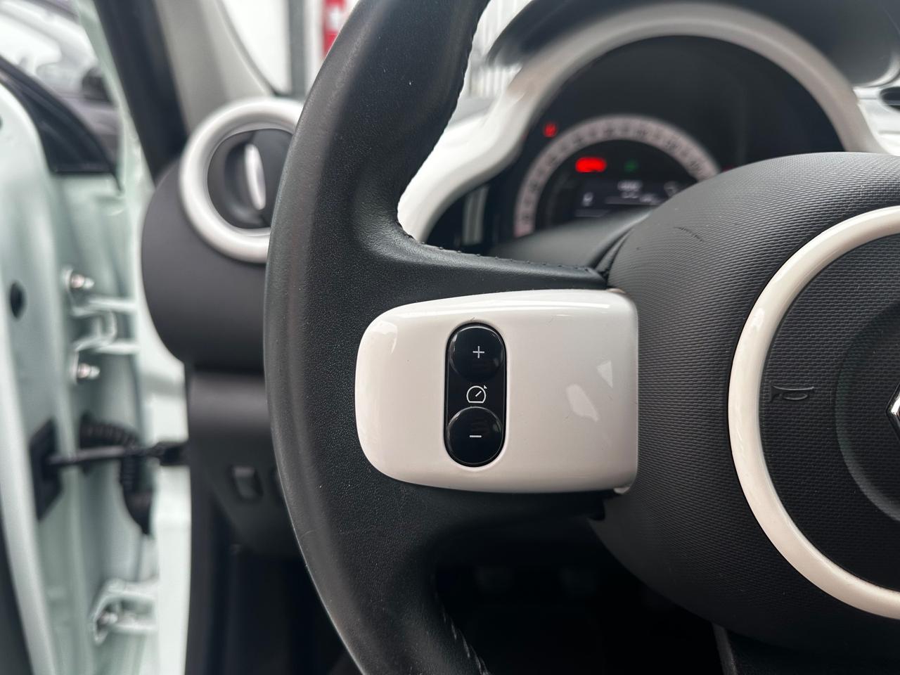 Renault Twingo SCe 65 CV Intens