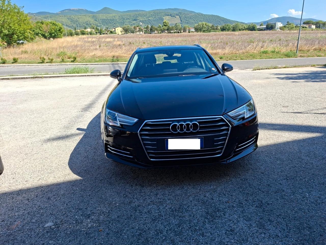 Audi A4 Avant 2.0 TDI 150 CV ultra Sport