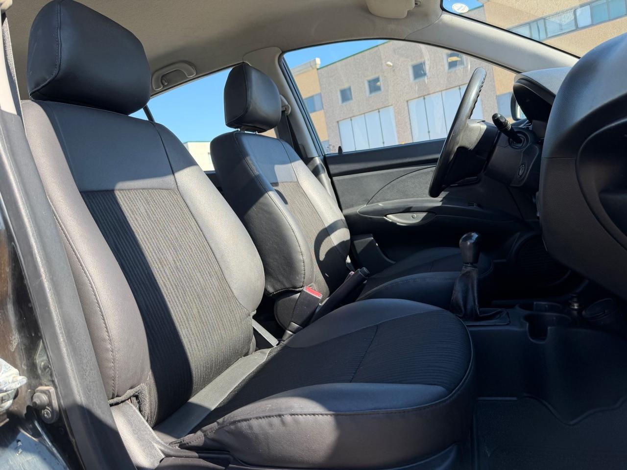 Kia Picanto 1.0 12V Life Bi-Fuel
