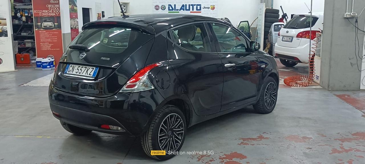 Lancia Ypsilon 1.0 FireFly 5 porte S&S Hybrid Gold Plus ( MOTORE NUOVO FATTURATO )