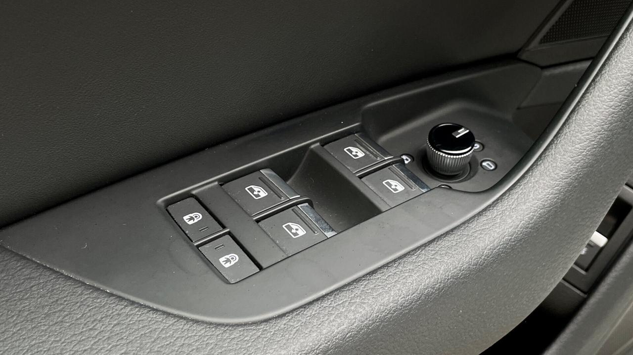 AUDI A6 AVANT 40 2.0 TDI S-TRONIC BUSINESS DESIGN 204CV - FULL LED, VIRTUAL COCKPIT, PELLE