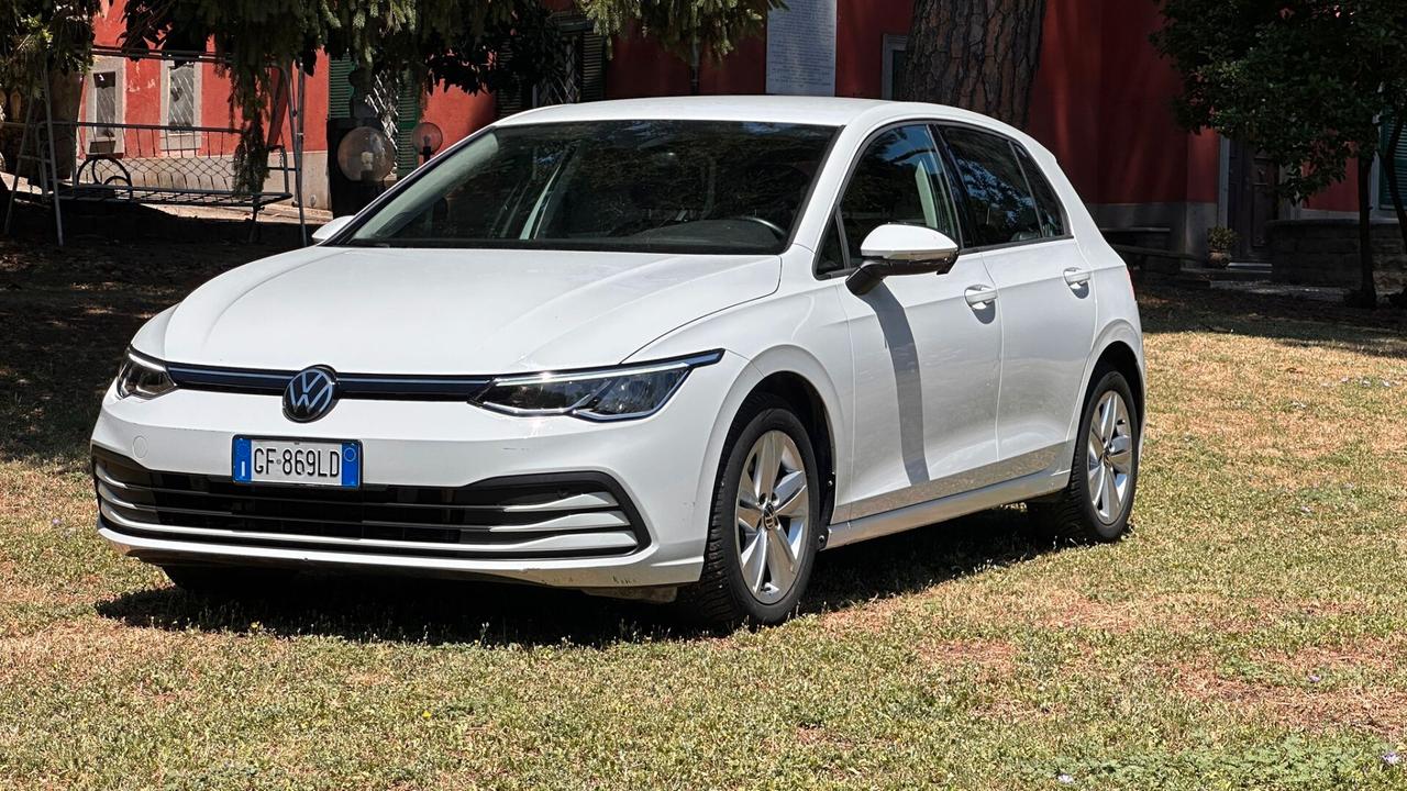Volkswagen Golf 1.5 TGI Style 2021 PERFETTA NEOPATENT leggi testo