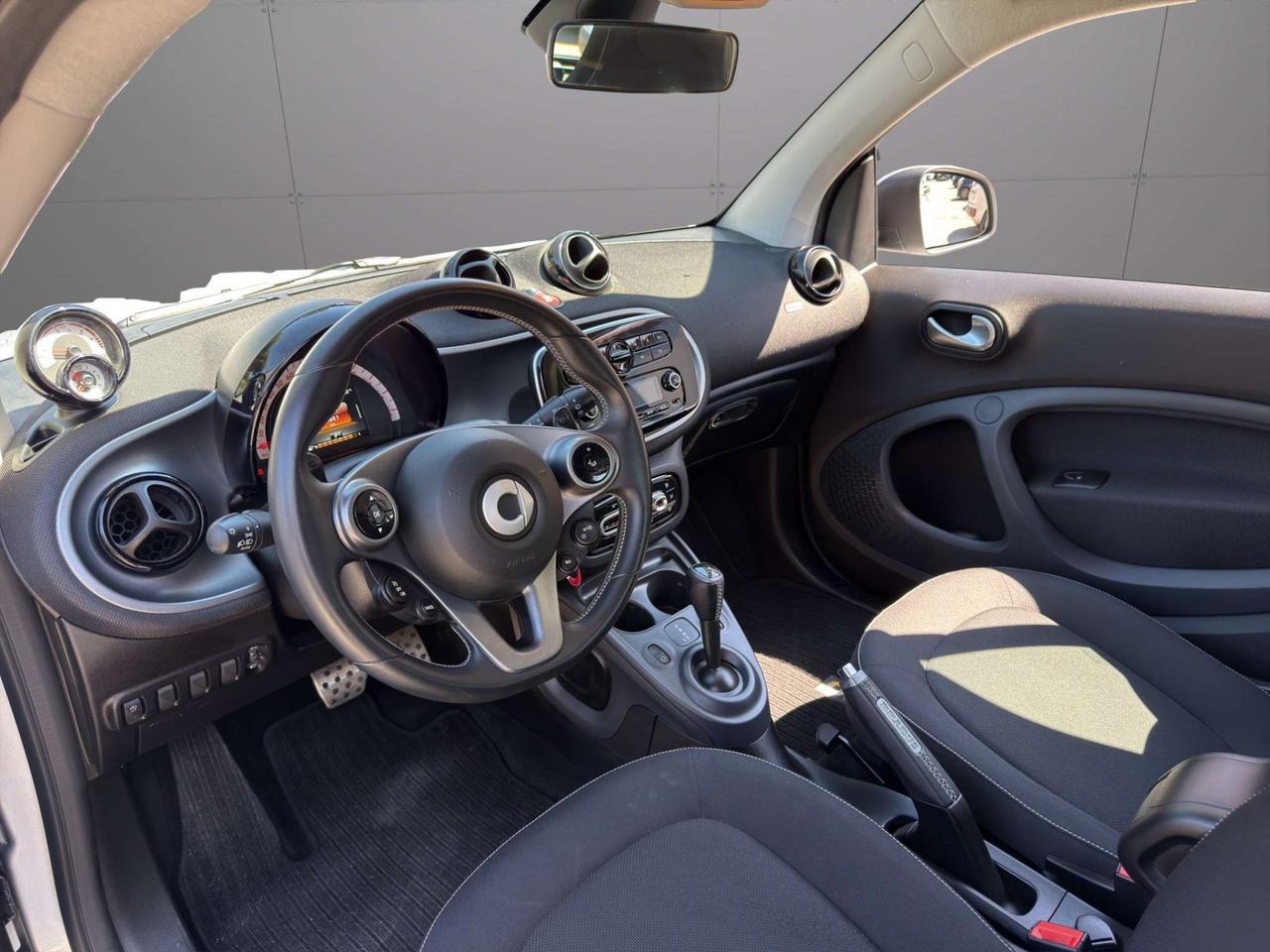 smart forTwo 90 CV ALLESTIMENTO BRABUS UNIPRO-PROMO FINANZIAMEN