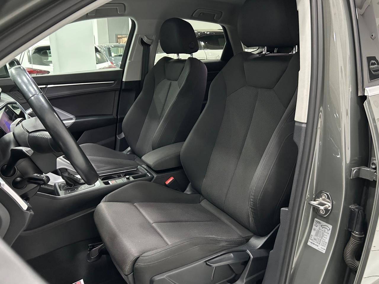 Audi Q3 35 TDI 2.0cc 150cv quattro Stronic Sline