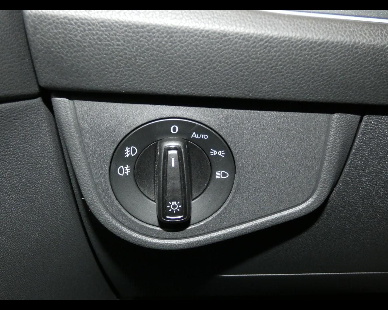 VOLKSWAGEN Taigo - Taigo 1.5 TSI ACT 150 CV DSG R-Line