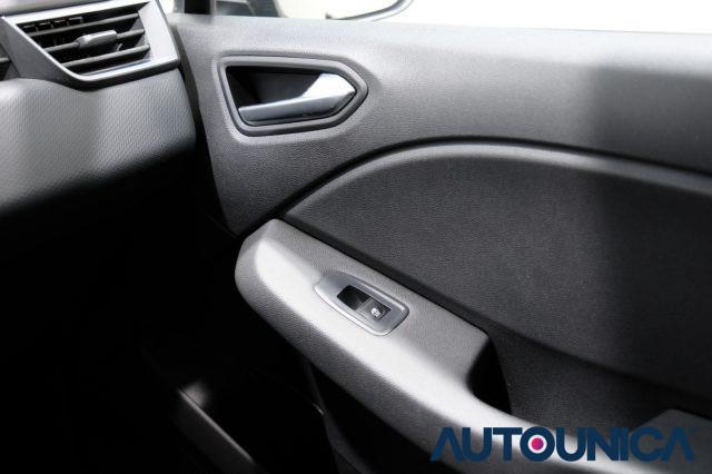 RENAULT Clio TCE 90 CV 5 PORTE BUSINESS NEOPATENTATI