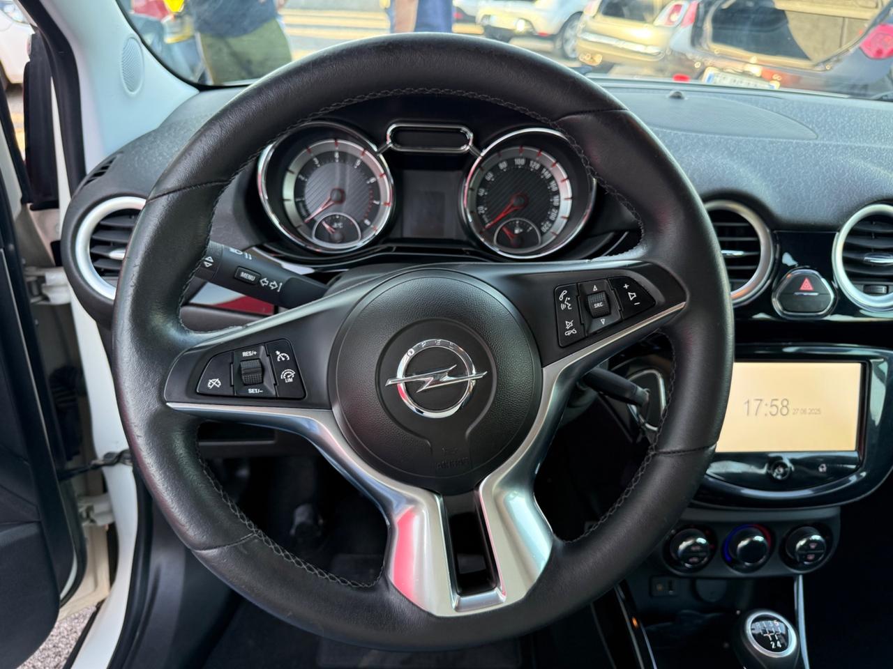 Opel Adam Rocks 1.2 70 CV