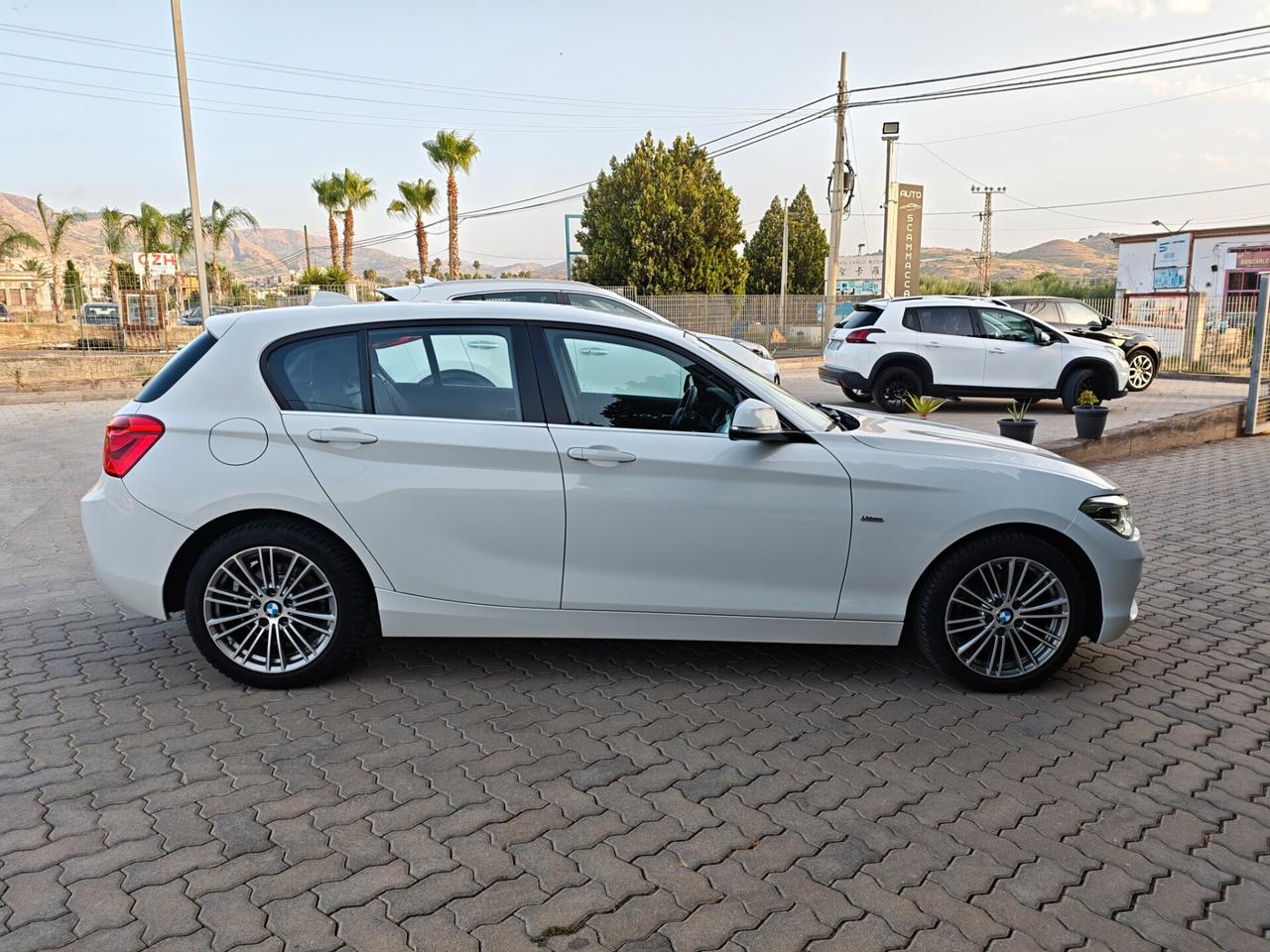 Bmw 118 118d 5p. Urban