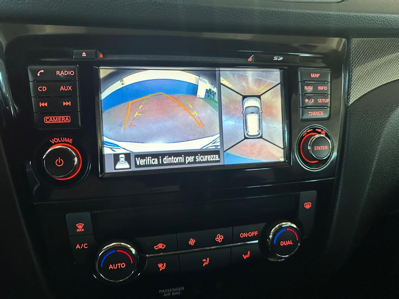 Splendida Nissan X-Trail 1.6 dCi Tekna/2017/automatic