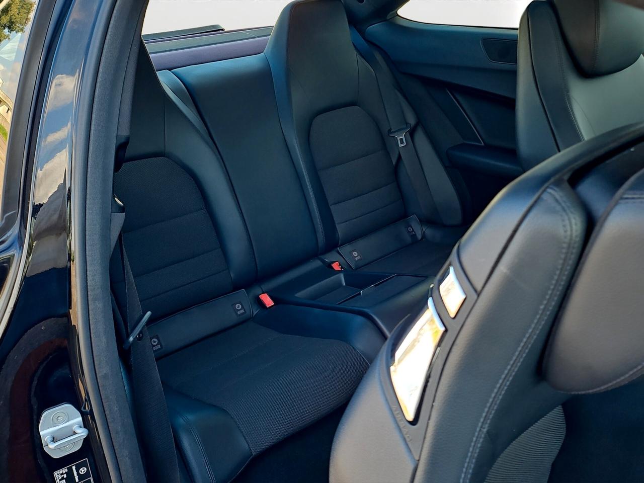 Mercedes-benz C 220 CDI BlueEFFICIENCY Coupé Avantgarde