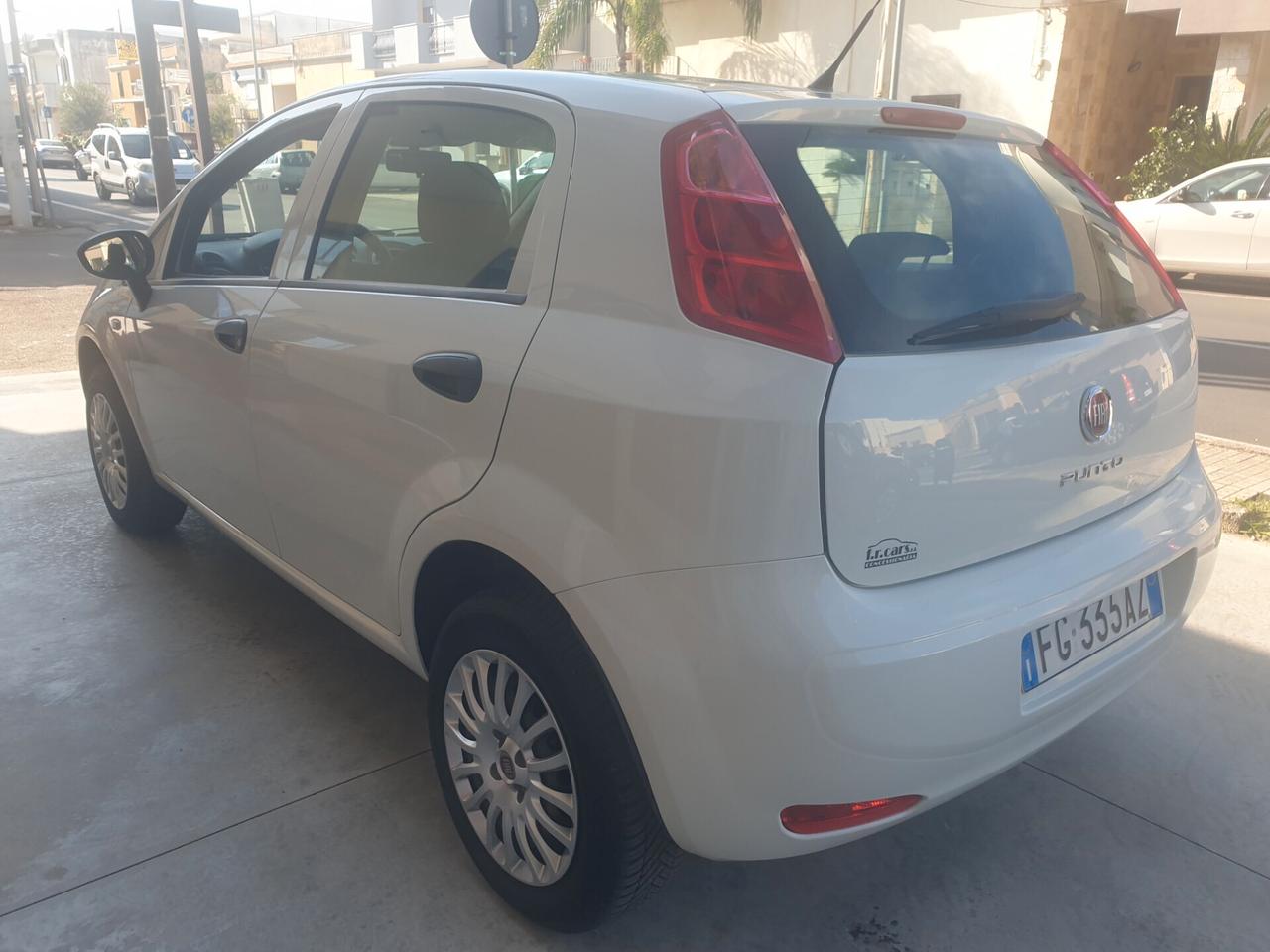 Fiat Punto 1.4 8V 5 porte Natural Power Street